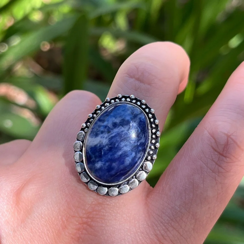 Size 8 925 silver‎ plated sodalite ring